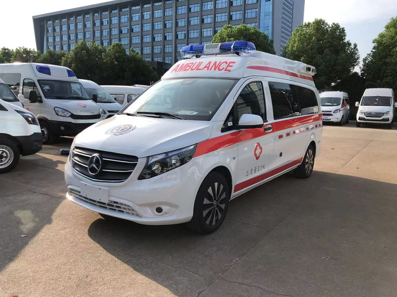 奔馳新威霆負(fù)壓監(jiān)護(hù)型救護(hù)車