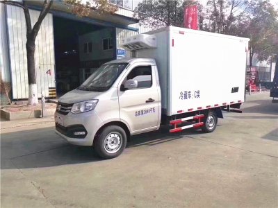 長(zhǎng)安跨越王3米冷藏車(chē)