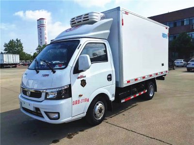 東風(fēng)途逸3.5米冷藏車(chē)