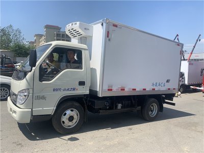 福田柴油版3.5米冷藏車(chē)