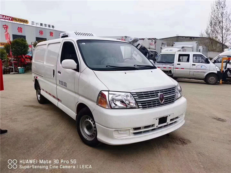 金杯新快運(yùn)面包冷藏車(chē)