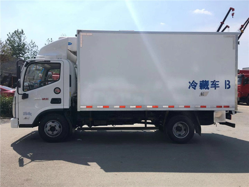 福田奧鈴4.2米冷藏車