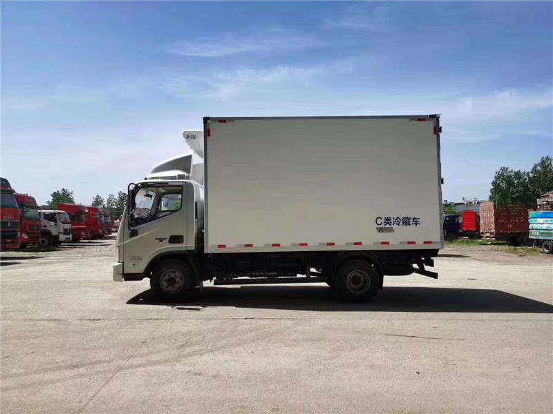 福田歐馬可藍牌冷藏車