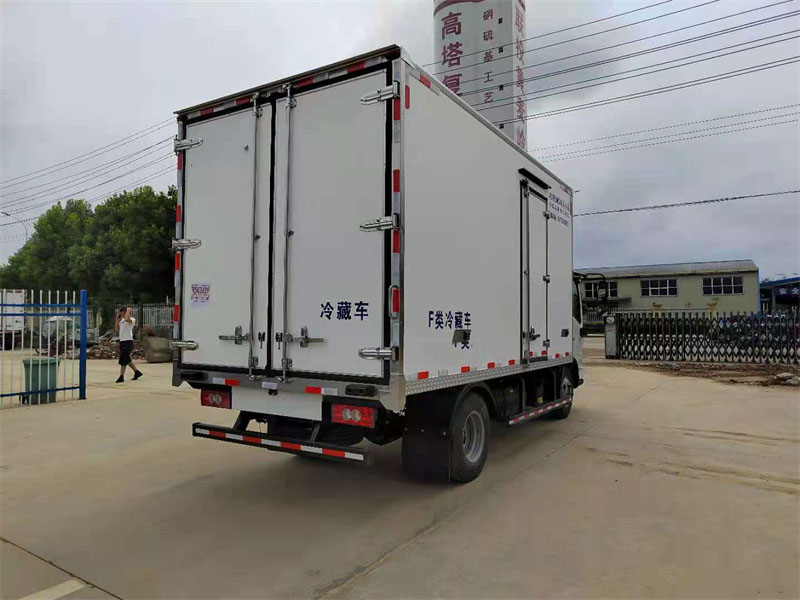 福田歐馬可4.2米冷藏車(chē)
