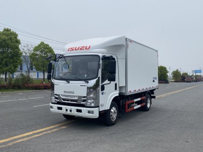 慶鈴五十鈴4.2米冷藏車(chē)