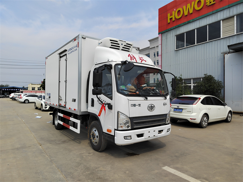 解放虎VN4.2米冷藏車
