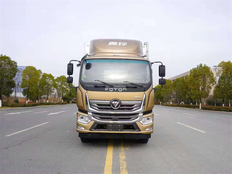 福田奧鈴大黃蜂5.3米冷藏車(chē)