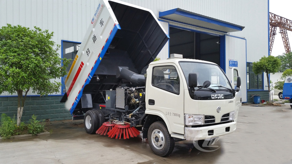 不上牌東風(fēng)福瑞掃路車(chē)1.5立方水/4立方塵