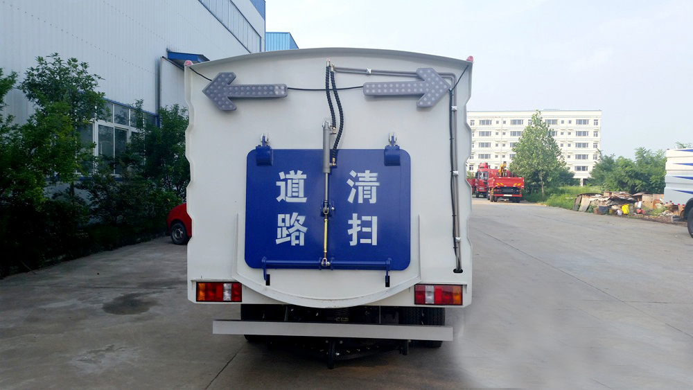不上牌福田小卡掃路車0.8立方水/2立方塵
