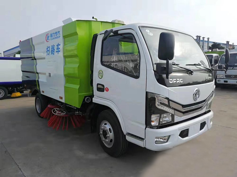 東風(fēng)D6掃路車1.5立方水/4立方塵