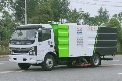 東風(fēng)大多利卡8方吸塵車1.5立方水/6立方塵
