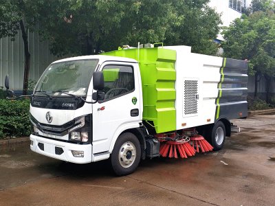 東風(fēng)小多利卡掃路車
