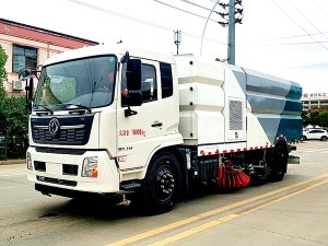 東風天錦洗掃車