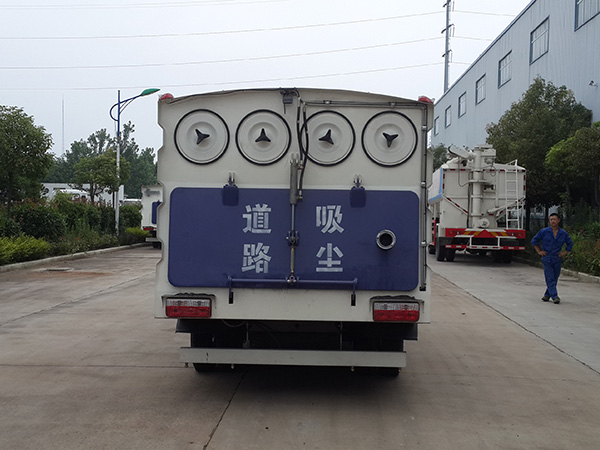 五十鈴吸塵車