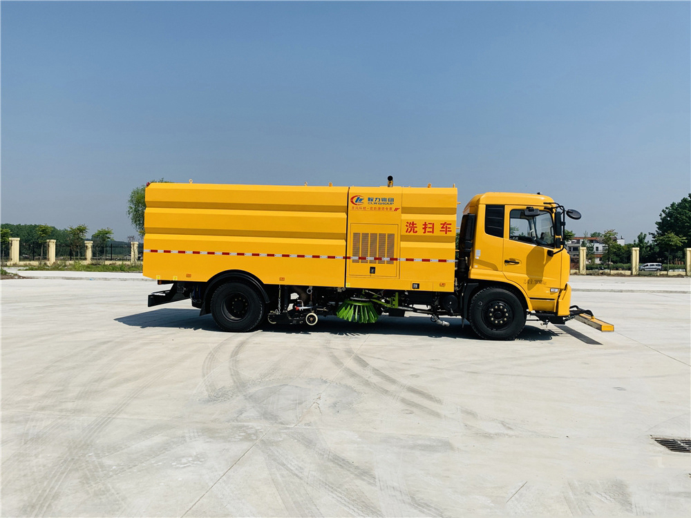 東風(fēng)天錦洗掃車9立方水/7立方塵