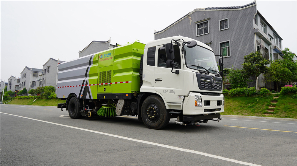 東風(fēng)天錦洗掃車9立方水/7立方塵
