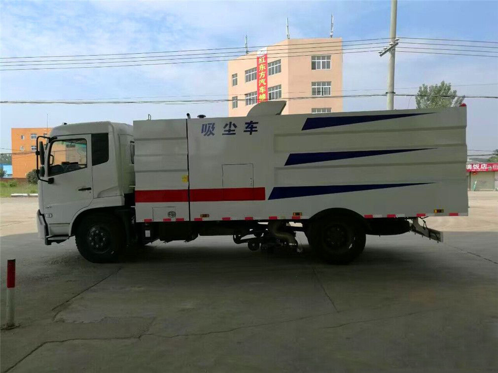 東風(fēng)天錦吸塵車2立方水/8立方塵