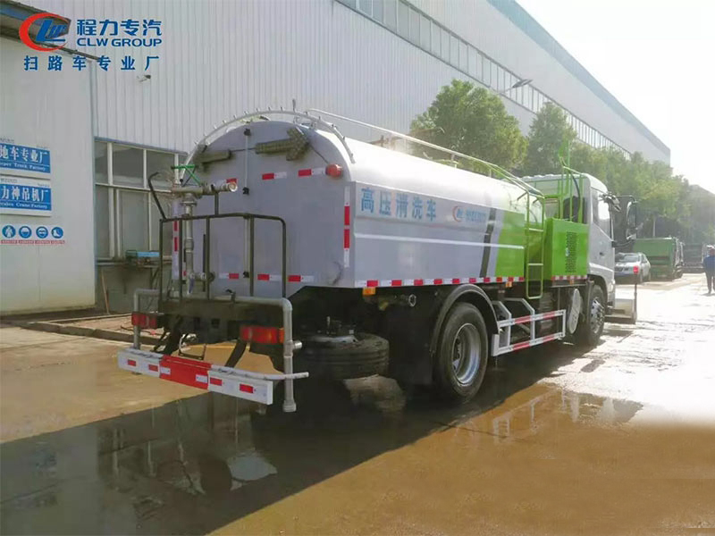 東風(fēng)天錦路面高壓清洗車