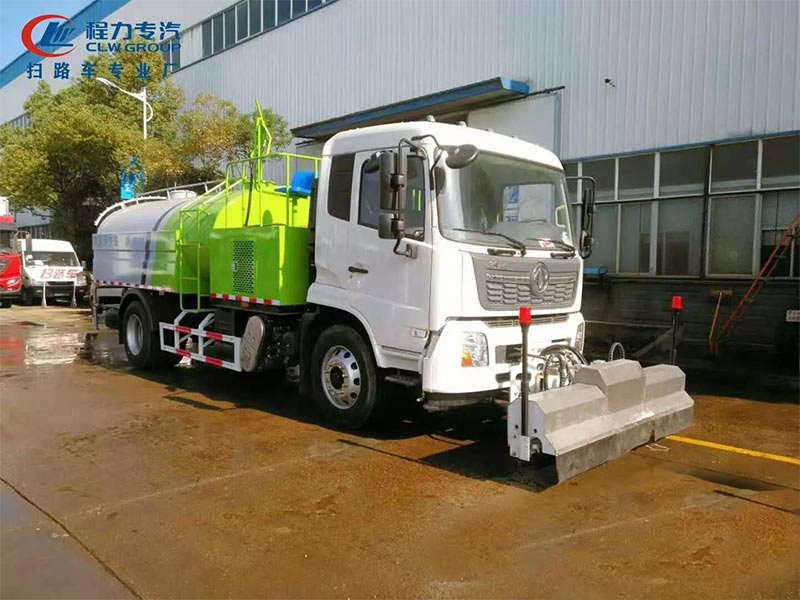 東風(fēng)天錦路面高壓清洗車