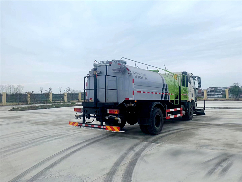 解放J6/8立方路面清洗車