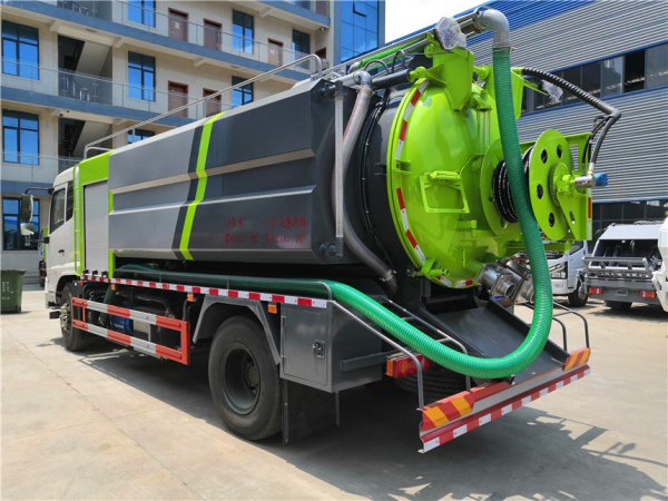 東風(fēng)天錦聯(lián)合疏通車