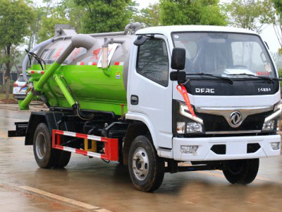 東風(fēng)小福瑞卡5立方吸污車
