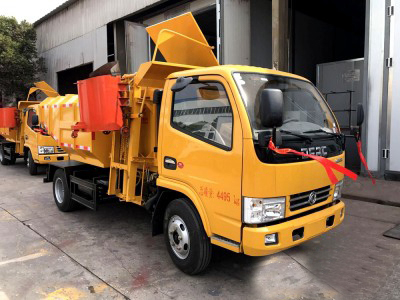 東風(fēng)D6/3立方藍(lán)牌污泥自卸車