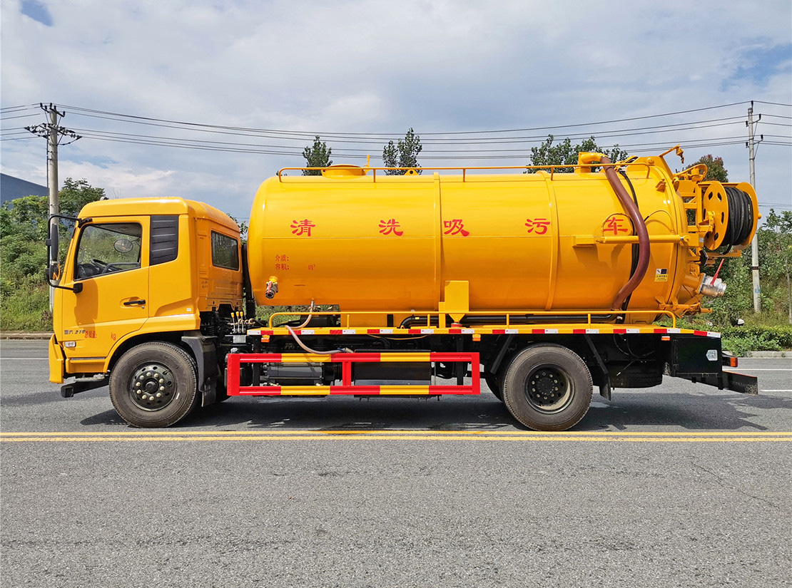 東風(fēng)天錦15立方一體罐清洗吸污車