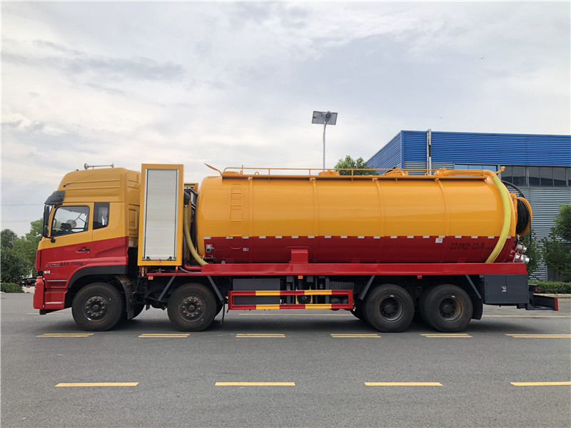 東風(fēng)天龍33立方清洗吸污車