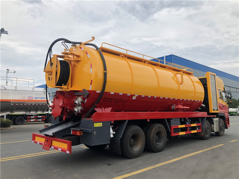 東風(fēng)天龍33立方清洗吸污車