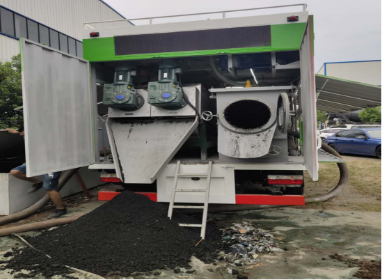 東風(fēng)3800軸距黃牌污水凈化車