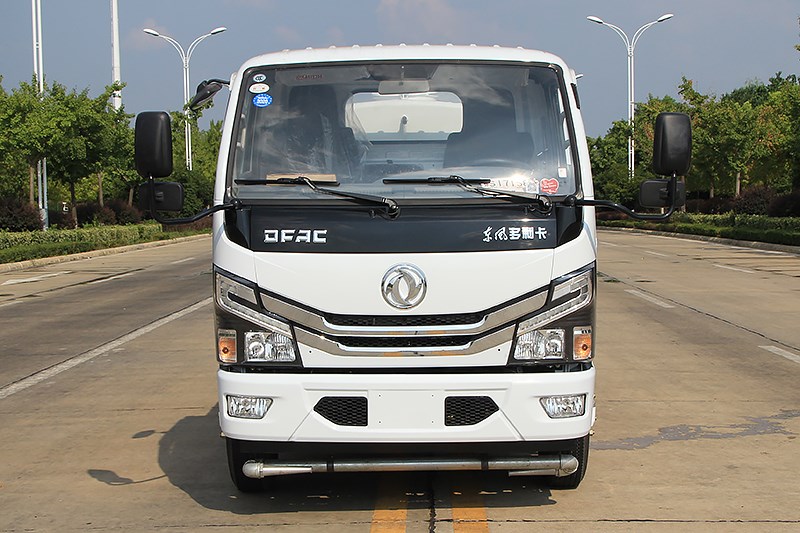 東風(fēng)小多利卡5立方灑水車