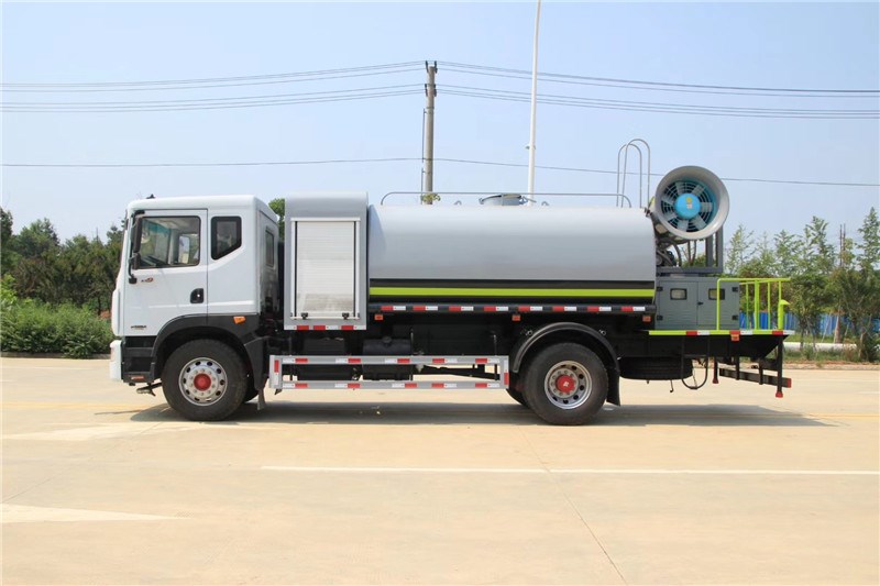 東風(fēng)D9/10立方圓罐抑塵車