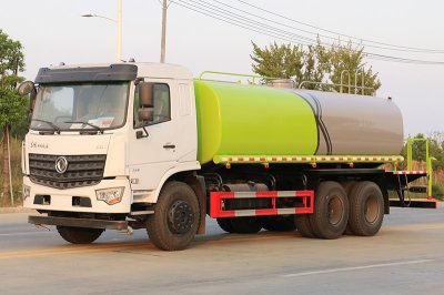 東風(fēng)D3L后八輪20立方灑水車