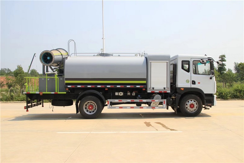 東風(fēng)D9/10立方圓罐多功能抑塵車