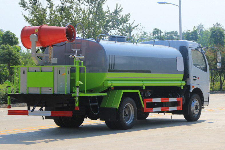 東風(fēng)大多利卡9立方噴霧車