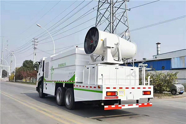 東風(fēng)天龍16立方方罐多功能抑塵車
