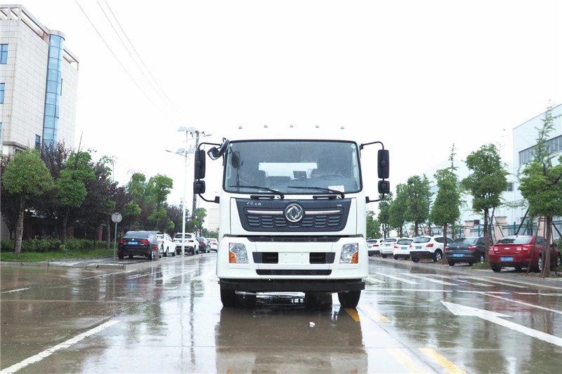 東風(fēng)天龍后八輪20立方綠化噴灑車(chē)