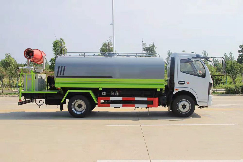 東風(fēng)D7/8立方霧炮車30米