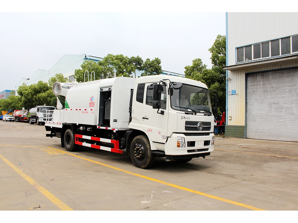 東風(fēng)天錦抑塵抑塵車10立方/50-100米霧炮