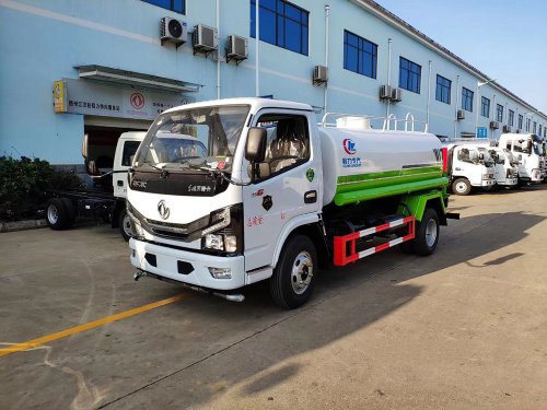 東風(fēng)D6/5立方灑水車