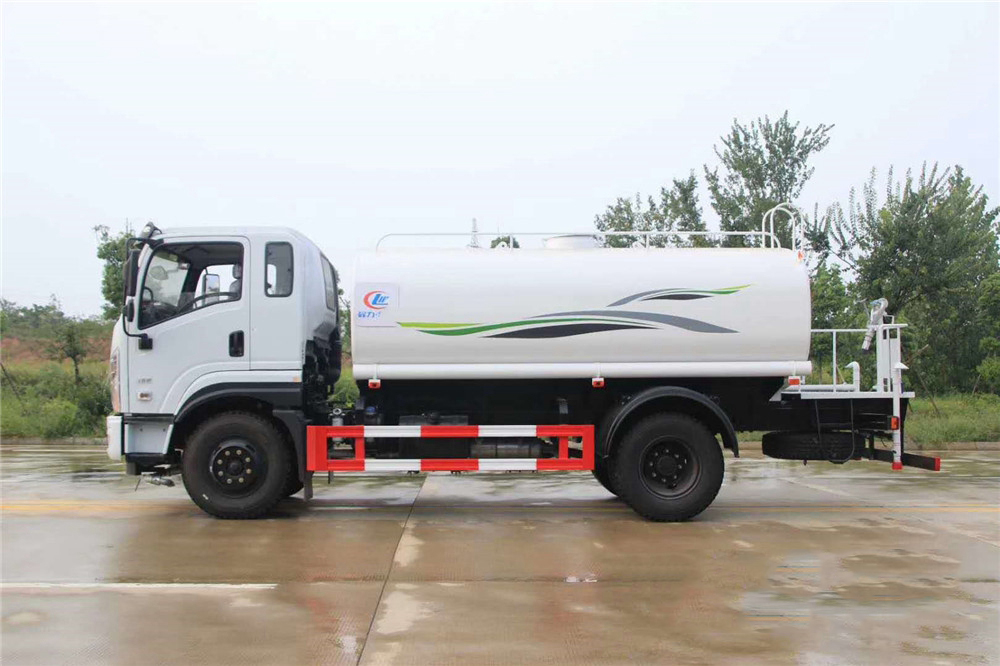 東風(fēng)D1L/12立方灑水車