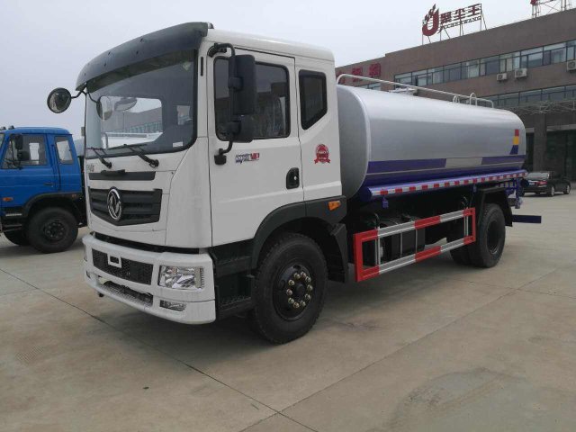 東風(fēng)T5/15立方灑水車