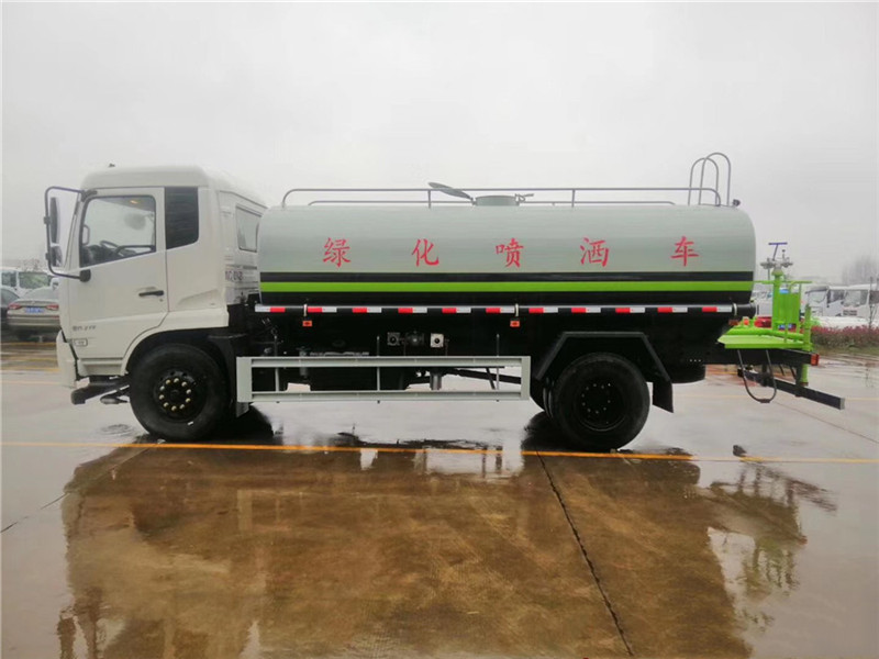 東風(fēng)14立方灑水車(chē)