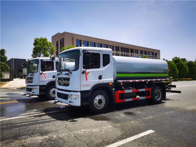 東風(fēng)D9新款10-12立方灑水車