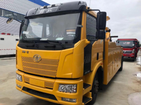 解放J6拖吊聯(lián)體黃牌清障車