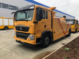 重汽豪沃拖吊聯(lián)體黃牌清障車
