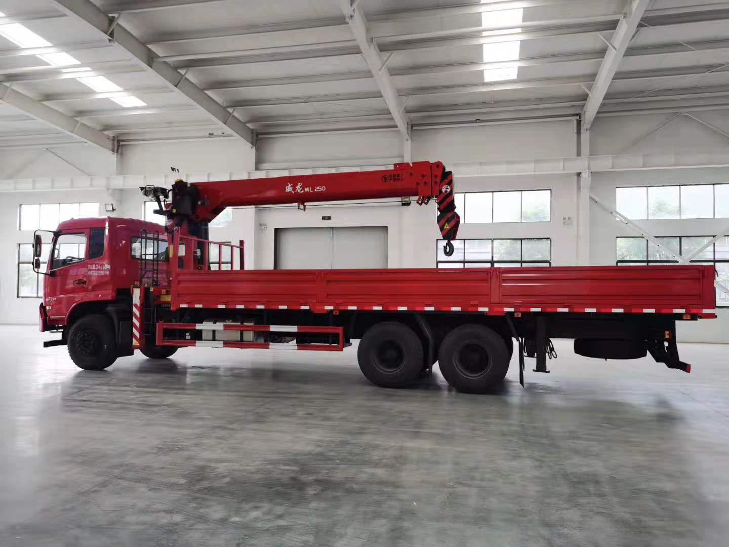 東風暢行D3V后八輪威龍12噸4節(jié)臂吊機隨車吊