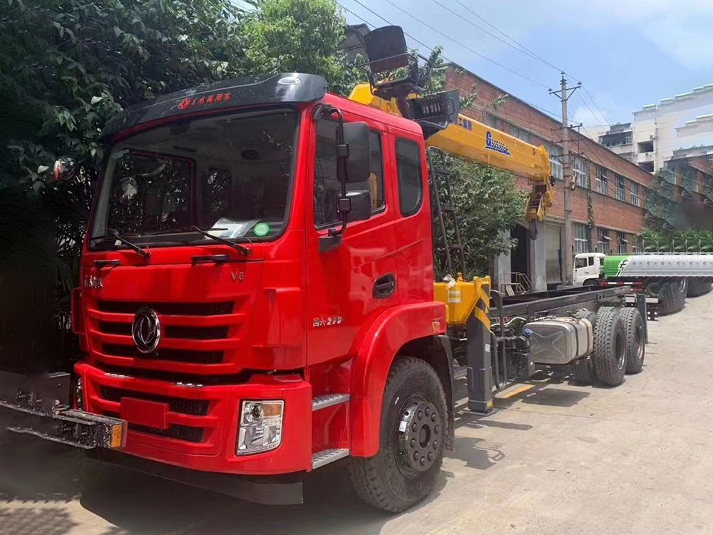 東風(fēng)錦程V6后八輪徐工12噸四節(jié)M系直臂吊機隨車吊