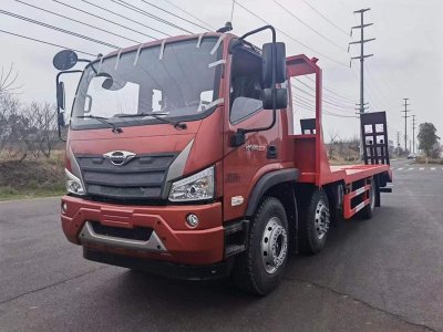 福田小三軸平板運(yùn)輸車(chē)